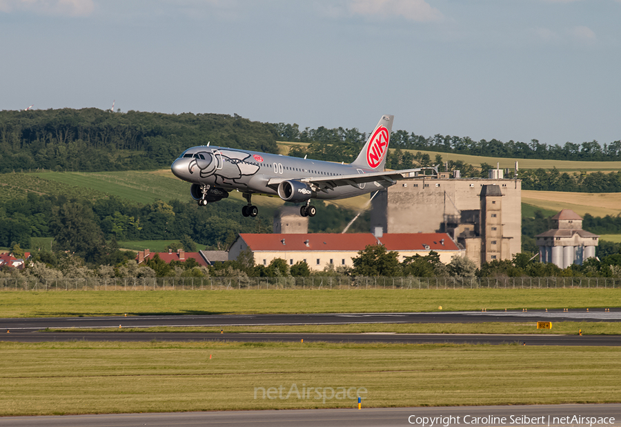 Niki Airbus A320-214 (OE-LEG) | Photo 203027