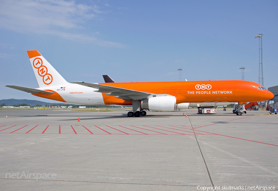 TNT Airways Boeing 757-23APF (OE-LFB) | Photo 79701