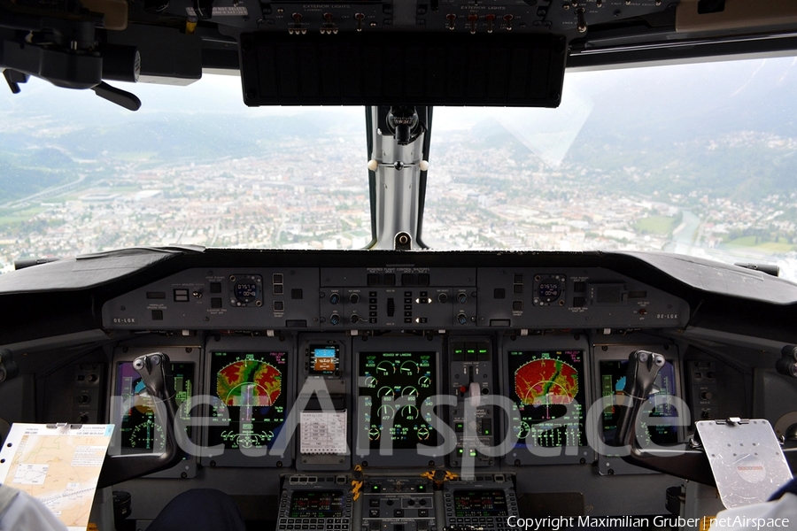 Austrian Airlines Bombardier DHC-8-402Q (OE-LGK) | Photo 111617