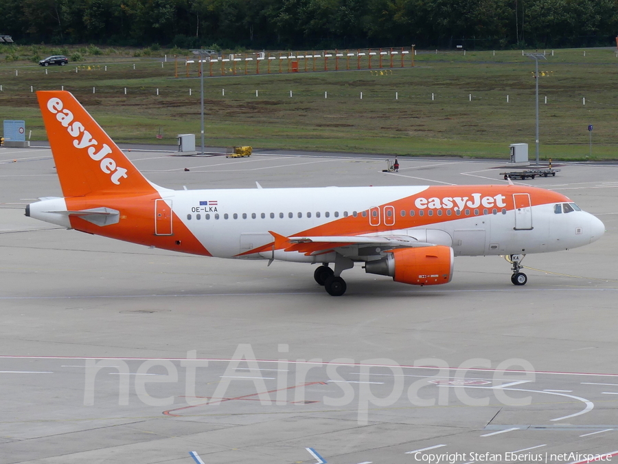 easyJet Europe Airbus A319-111 (OE-LKA) | Photo 349520