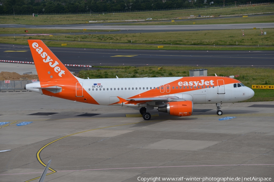 easyJet Europe Airbus A319-111 (OE-LKD) | Photo 358579