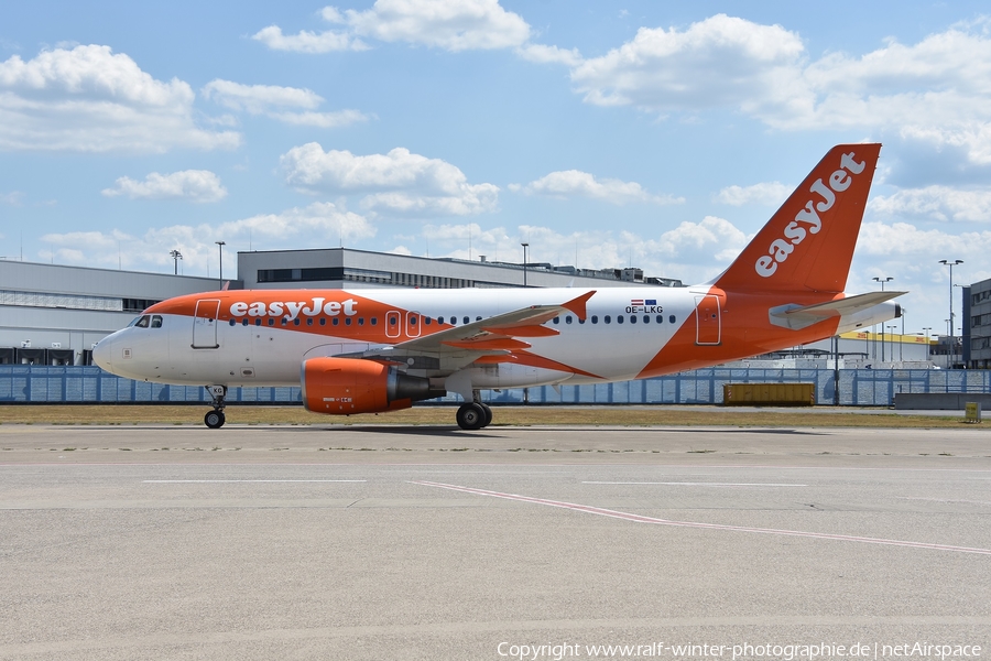 easyJet Europe Airbus A319-111 (OE-LKG) | Photo 359179