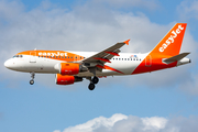 easyJet Europe Airbus A319-111 (OE-LKK) at  Hamburg - Fuhlsbuettel (Helmut Schmidt), Germany