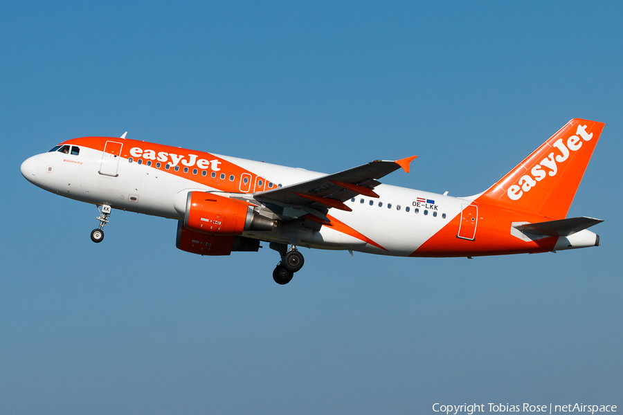 easyJet Europe Airbus A319-111 (OE-LKK) | Photo 312936