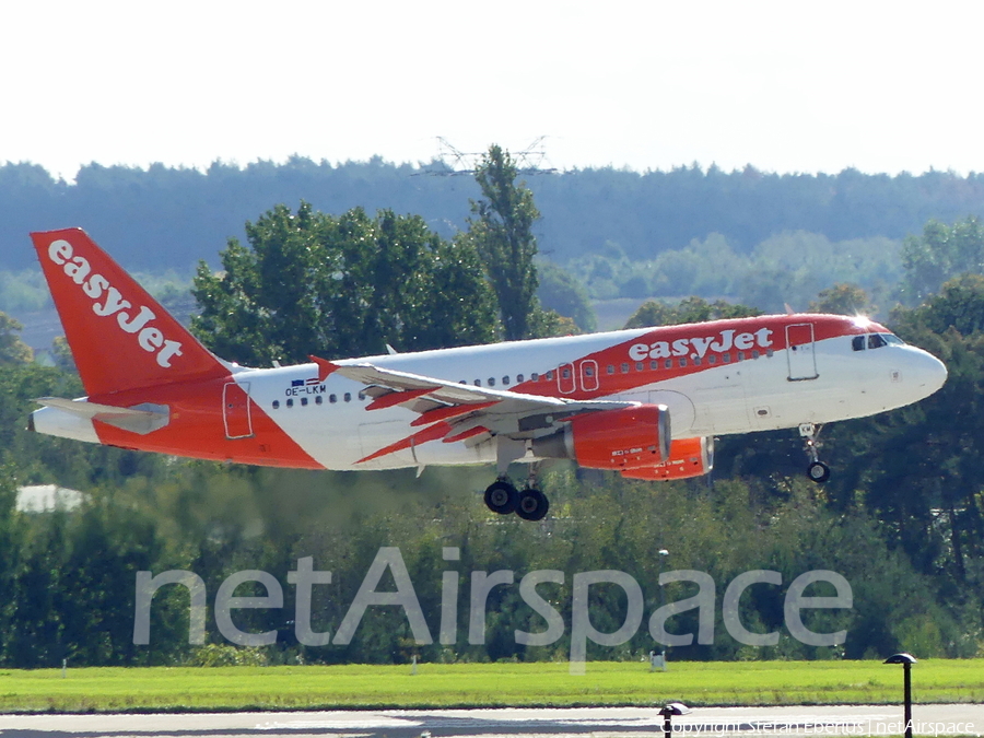 easyJet Europe Airbus A319-111 (OE-LKM) | Photo 529174