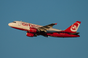 Air Berlin (Niki) Airbus A319-112 (OE-LNC) at  Vienna - Schwechat, Austria