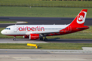 Air Berlin (Niki) Airbus A319-112 (OE-LNE) at  Vienna - Schwechat, Austria