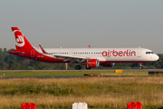 Air Berlin (Niki) Airbus A321-211 (OE-LNZ) at  Dusseldorf - International, Germany