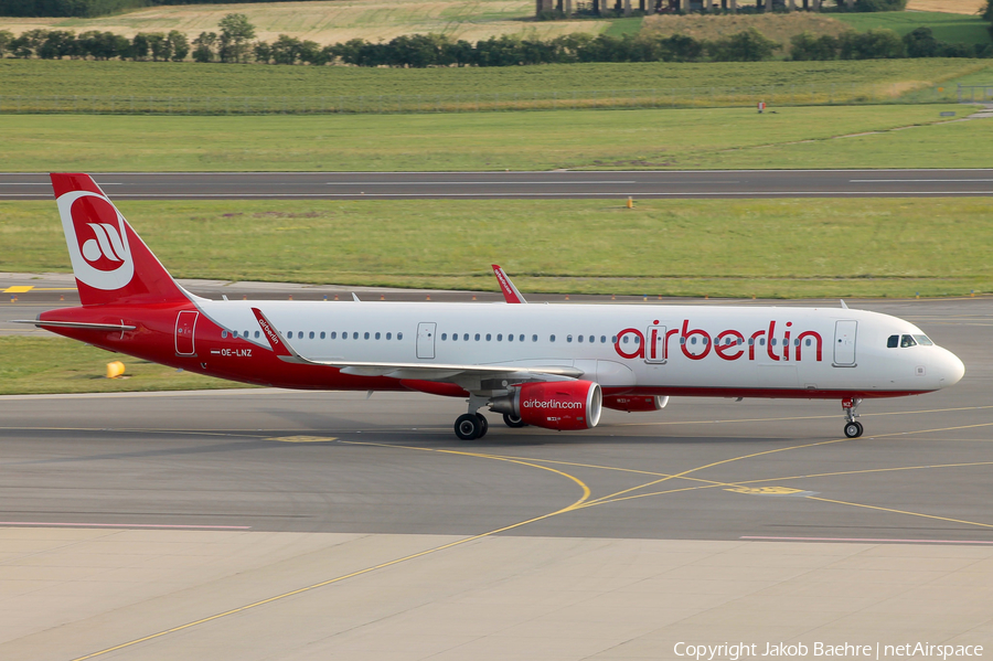 Air Berlin (Niki) Airbus A321-211 (OE-LNZ) | Photo 138207