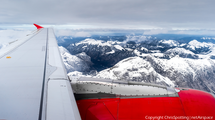 LaudaMotion Airbus A320-214 (OE-LOE) | Photo 283745