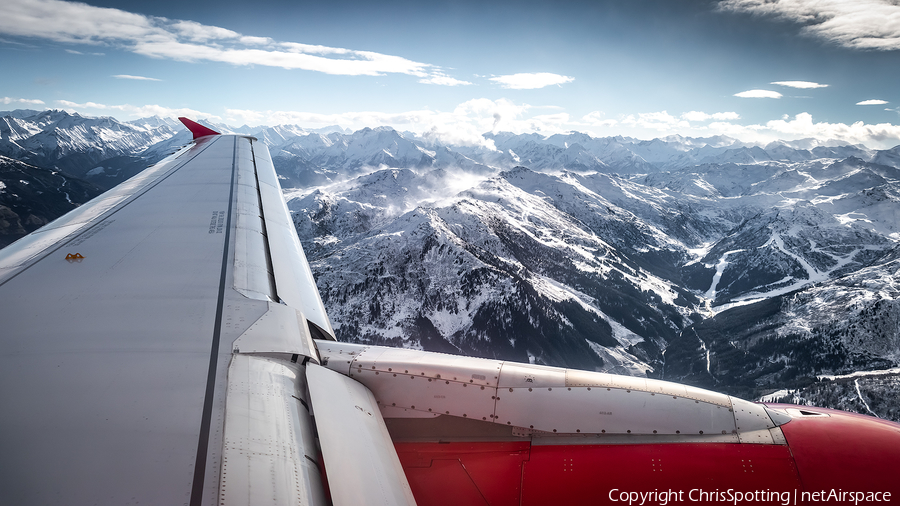 LaudaMotion Airbus A320-214 (OE-LOE) | Photo 283747