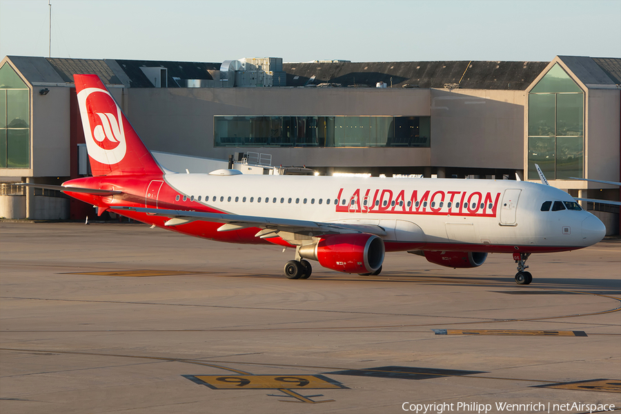 LaudaMotion Airbus A320-214 (OE-LOE) | Photo 291911