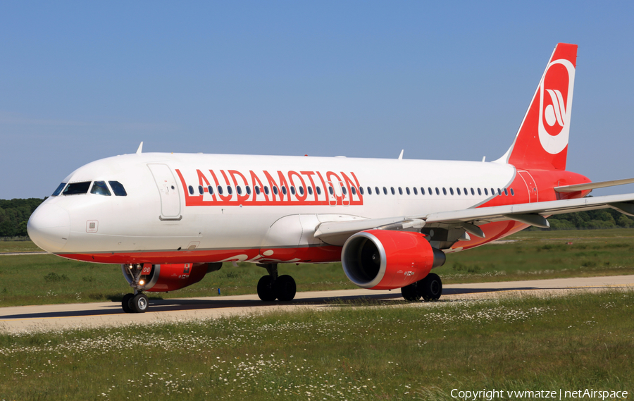 LaudaMotion Airbus A320-214 (OE-LOG) | Photo 245166