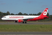 LaudaMotion Airbus A320-214 (OE-LOG) at  Hamburg - Fuhlsbuettel (Helmut Schmidt), Germany