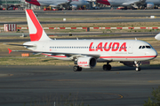 LaudaMotion Airbus A320-214 (OE-LOU) at  Madrid - Barajas, Spain