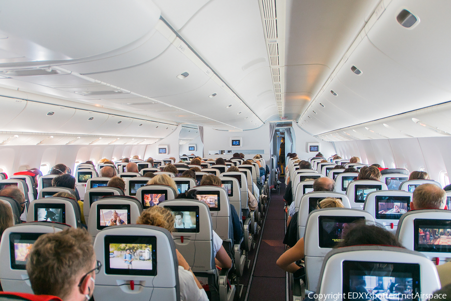 Austrian Airlines Boeing 777-2Z9(ER) (OE-LPB) | Photo 487994