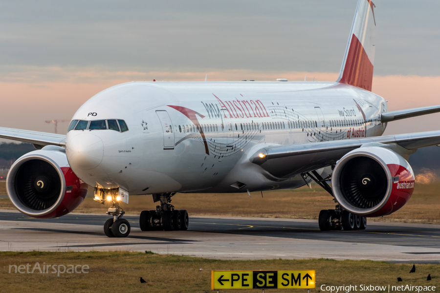 Austrian Airlines Boeing 777-2B8(ER) (OE-LPD) | Photo 253420