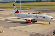 Austrian Airlines Boeing 777-2B8(ER) (OE-LPD) at  Vienna - Schwechat, Austria