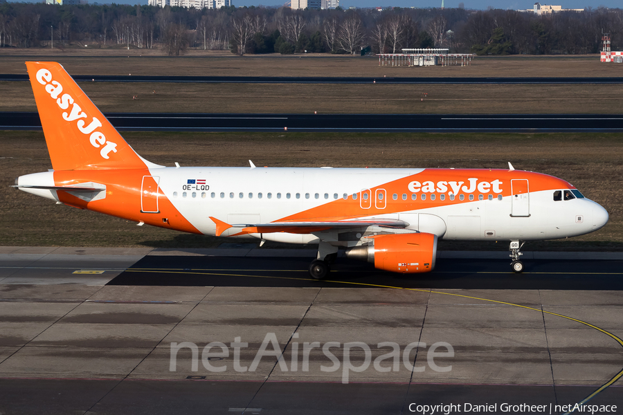 easyJet Europe Airbus A319-111 (OE-LQD) | Photo 289851