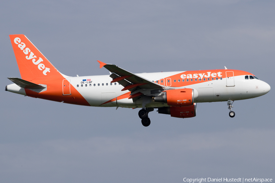 easyJet Europe Airbus A319-111 (OE-LQF) | Photo 521189