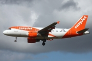 easyJet Europe Airbus A319-111 (OE-LQM) at  Hamburg - Fuhlsbuettel (Helmut Schmidt), Germany