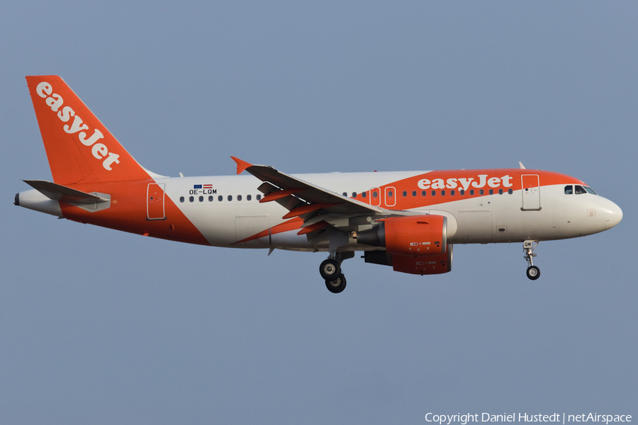 easyJet Europe Airbus A319-111 (OE-LQM) | Photo 471357