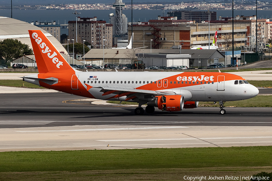 easyJet Europe Airbus A319-111 (OE-LQW) | Photo 241403