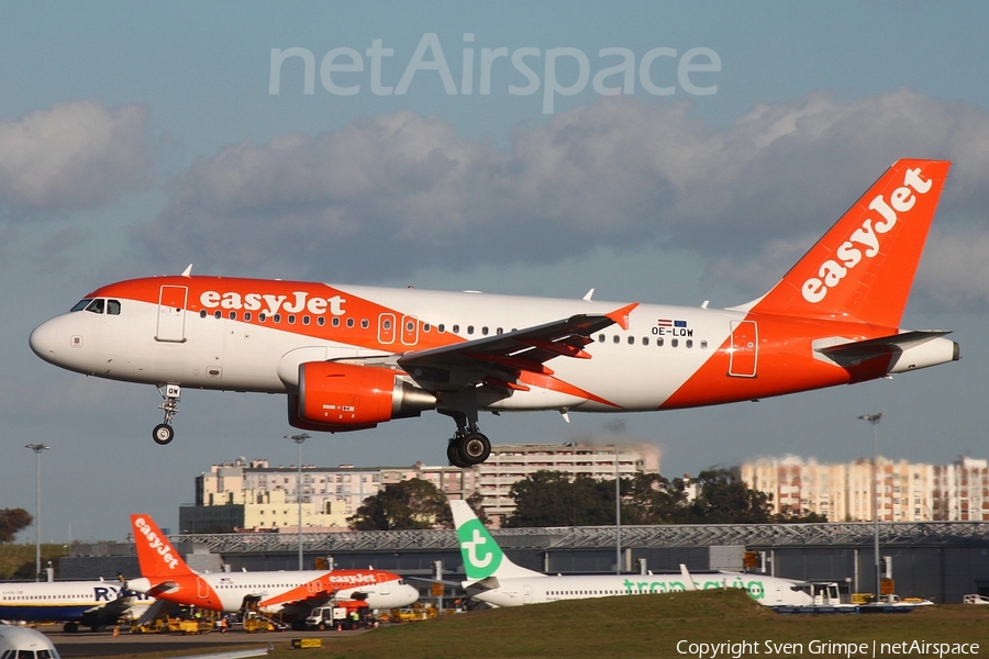 easyJet Europe Airbus A319-111 (OE-LQW) | Photo 314235