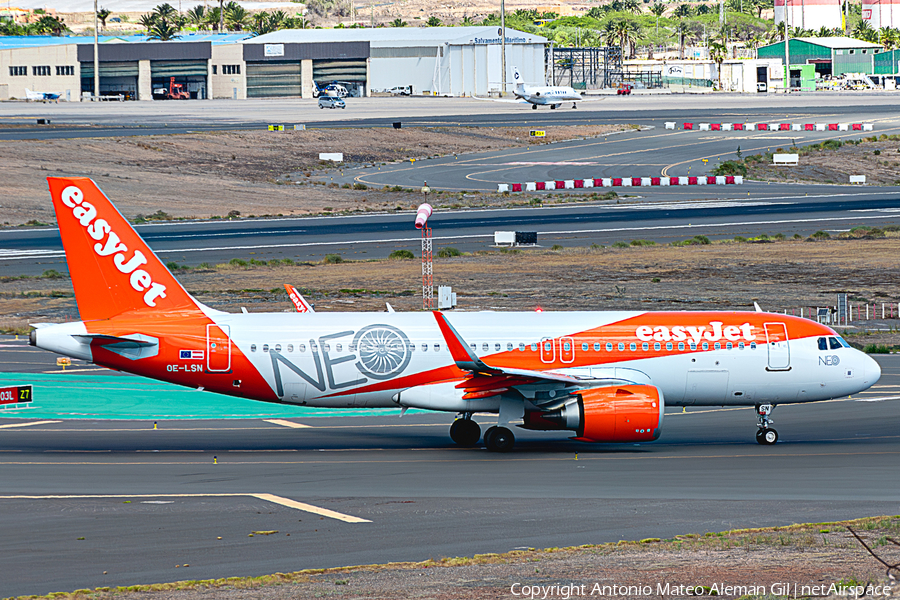 easyJet Airbus A320-251N (OE-LSN) | Photo 618055