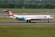 Austrian Airlines Fokker 100 (OE-LVI) at  Vienna - Schwechat, Austria