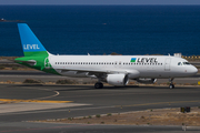 Level Airbus A320-214 (OE-LVR) at  Gran Canaria, Spain