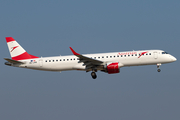 Austrian Airlines Embraer ERJ-195LR (ERJ-190-200LR) (OE-LWE) at  Hamburg - Fuhlsbuettel (Helmut Schmidt), Germany