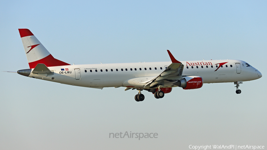 Austrian Airlines Embraer ERJ-195LR (ERJ-190-200LR) (OE-LWJ) | Photo 454325