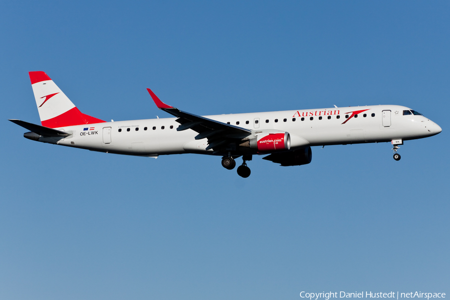 Austrian Airlines Embraer ERJ-195LR (ERJ-190-200LR) (OE-LWK) | Photo 421896