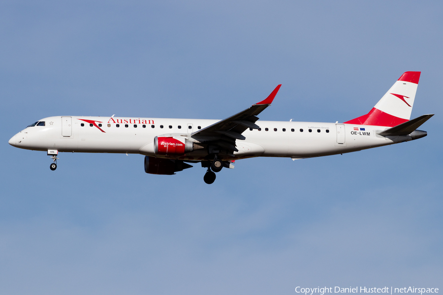 Austrian Airlines Embraer ERJ-195LR (ERJ-190-200LR) (OE-LWM) | Photo 529001