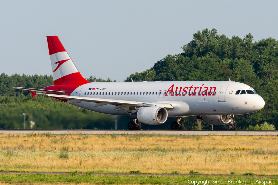 Austrian Airlines Airbus A320-214 (OE-LZC) | Photo 580560