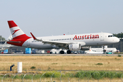 Austrian Airlines Airbus A320-214 (OE-LZE) at  Berlin Brandenburg, Germany