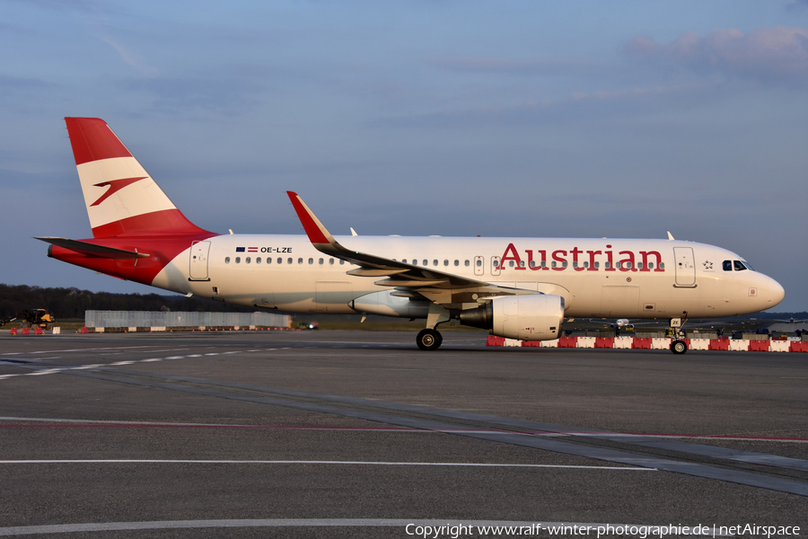 Austrian Airlines Airbus A320-214 (OE-LZE) | Photo 536483