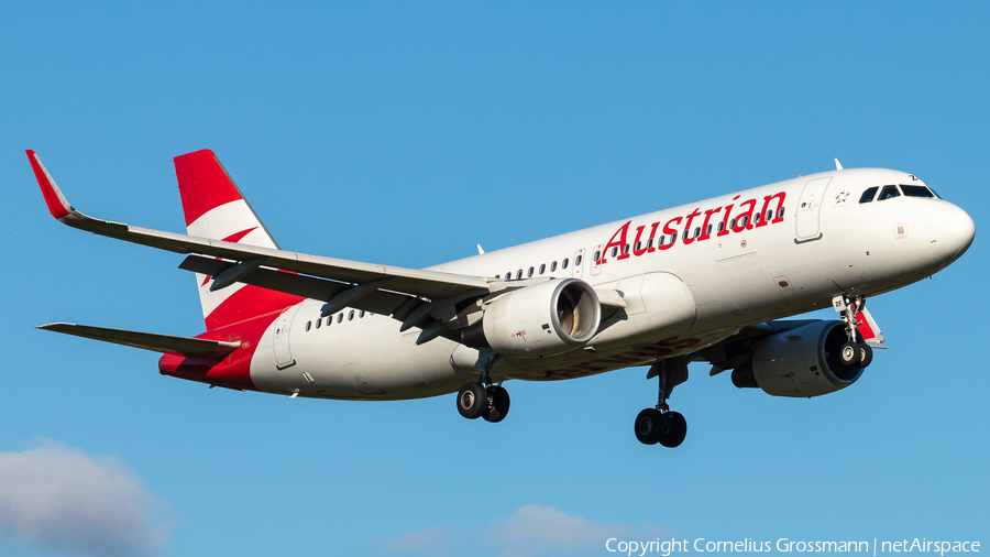 Austrian Airlines Airbus A320-214 (OE-LZF) | Photo 456030