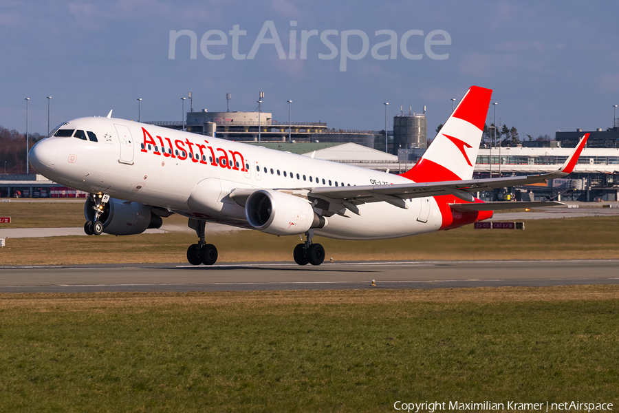 Austrian Airlines Airbus A320-214 (OE-LZF) | Photo 521320