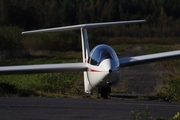 Oulun Ilmailukerho Glaser-Dirks DG-500T Elan Trainer (OH-954) at  Ahmosuo, Finland