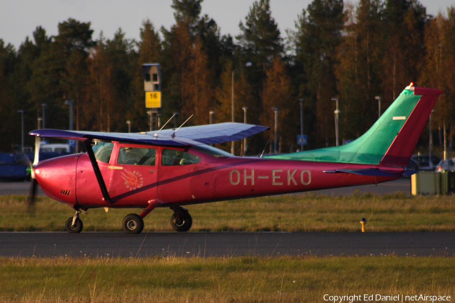 Skydive Oulu Cessna 182P Skylane (OH-EKO) | Photo 124288