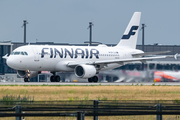 Finnair Airbus A320-214 (OH-LXA) at  Berlin Brandenburg, Germany