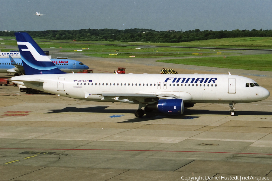 Finnair Airbus A320-214 (OH-LXH) | Photo 425345