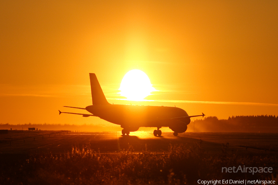 Finnair Airbus A320-214 (OH-LXK) | Photo 13642
