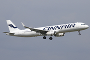 Finnair Airbus A321-231 (OH-LZT) at  London - Heathrow, United Kingdom