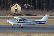 Skydive Oulu Cessna 182Q Skylane II (OH-OMG) at  Oulu, Finland