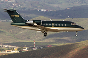 Jetflite Bombardier CL-600-2B16 Challenger 604 (OH-WIC) at  Gran Canaria, Spain