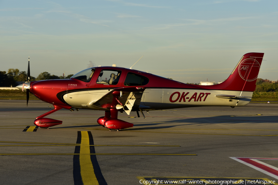 (Private) Cirrus SR22T GTS (OK-ART) | Photo 543466