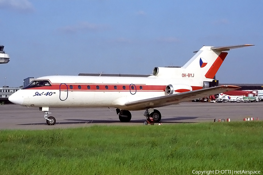 Czech Government Yakovlev Yak-40K (OK-BYJ) | Photo 144219